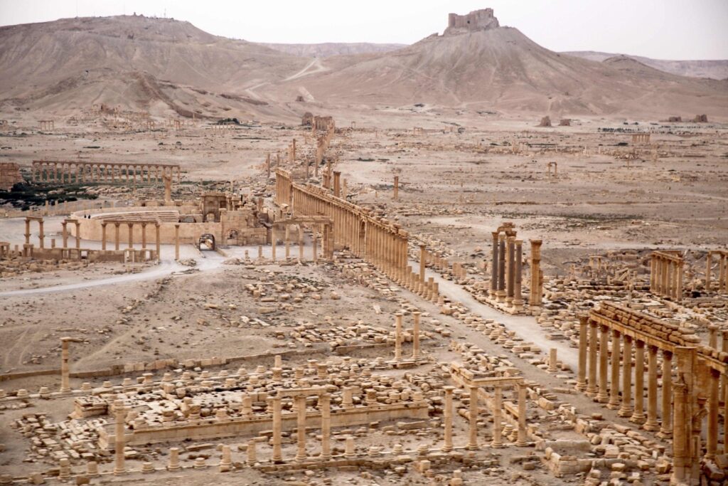 Palmyra-Ancient-Ruins-Tour-kareem-tours-syria