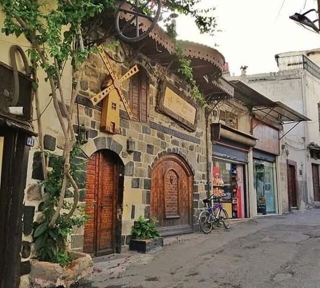 Bab-toma-damascus-kareem-tours-syria